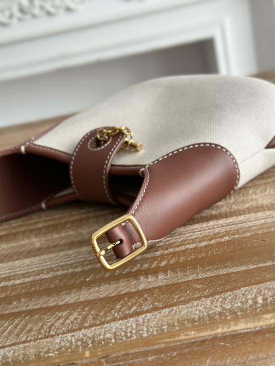 Picture of Loro Piana Handbags _SKUfw187402136fw